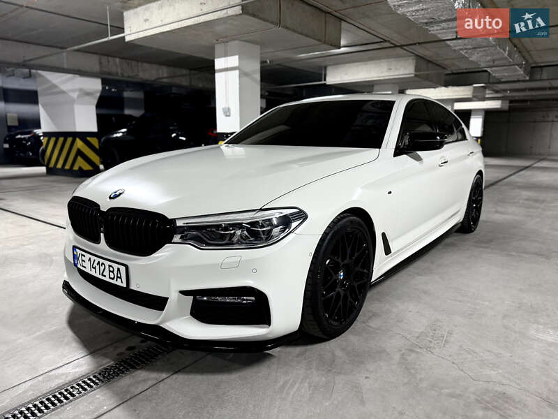 Седан BMW 5 Series 2017 в Днепре