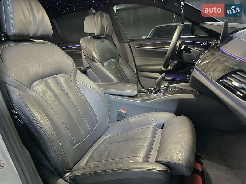 Седан BMW 5 Series 2017 в Днепре