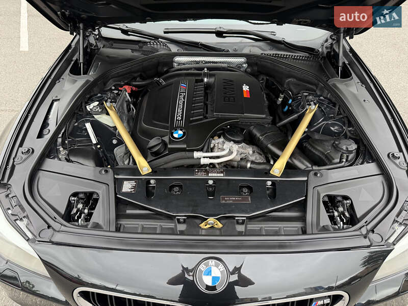 Седан BMW 5 Series 2011 в Харкові