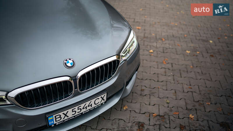 Седан BMW 5 Series 2019 в Хмельницком