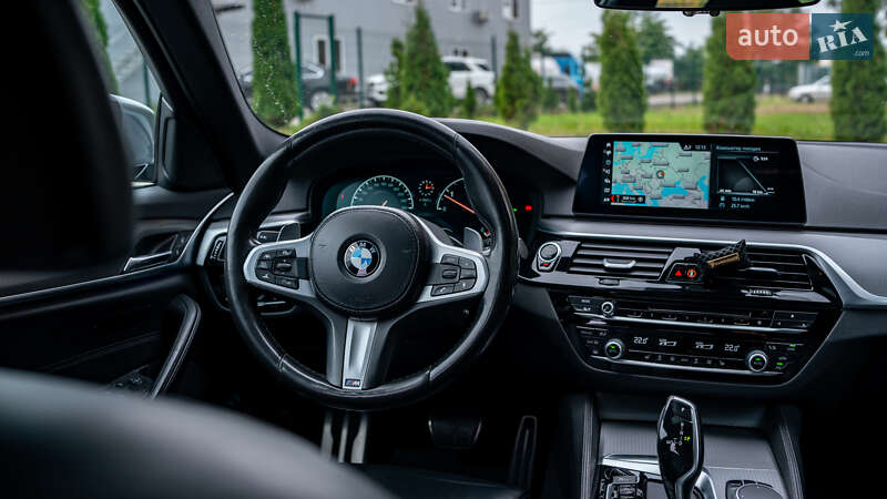 Седан BMW 5 Series 2019 в Хмельницком