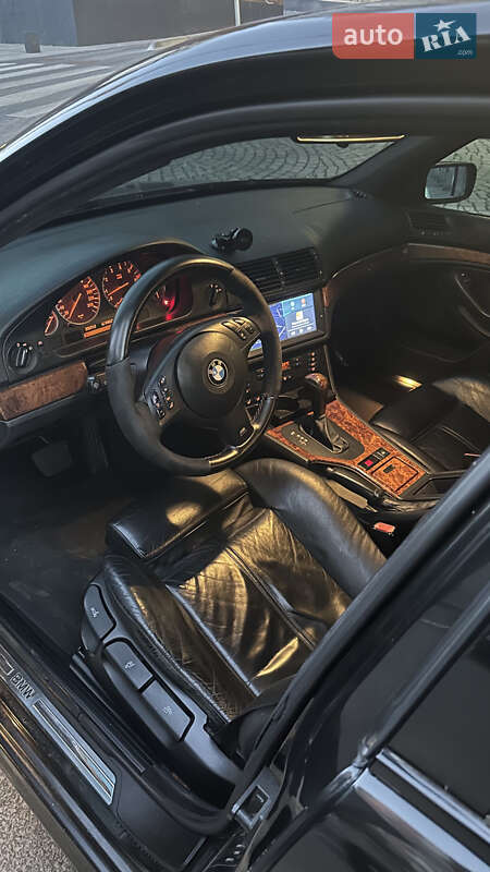 Седан BMW 5 Series 2000 в Днепре