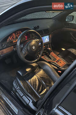 Седан BMW 5 Series 2000 в  фото 15 Седан BMW 5 Series 2000 в