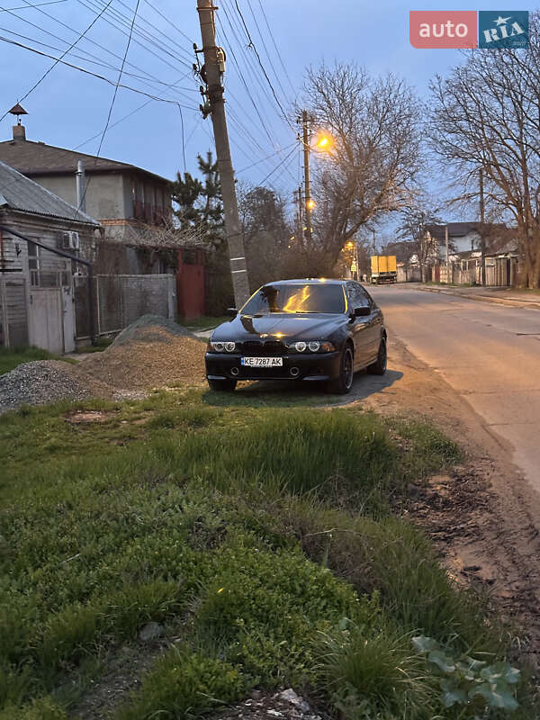 Седан BMW 5 Series 2000 в Днепре