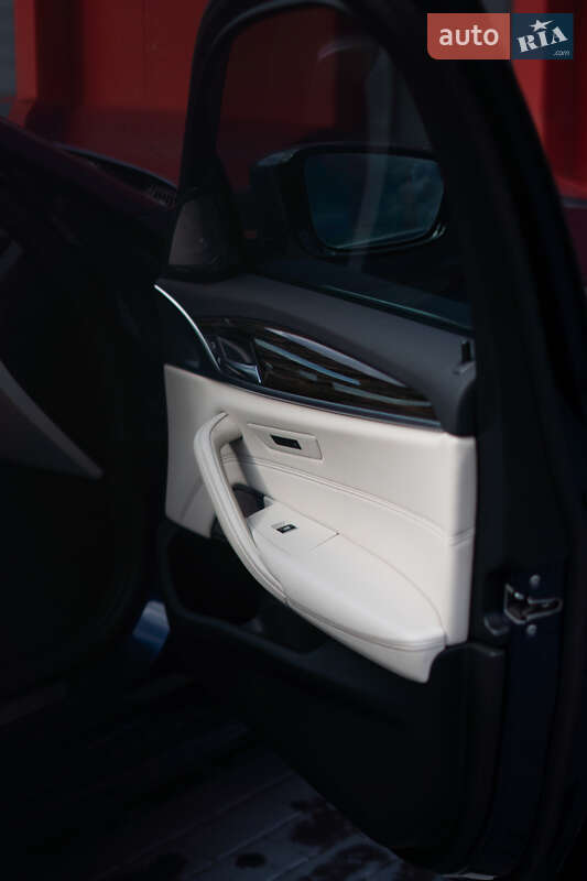 Седан BMW 5 Series 2020 в Львове фото 33 Седан BMW 5 Series 2020 в Львове