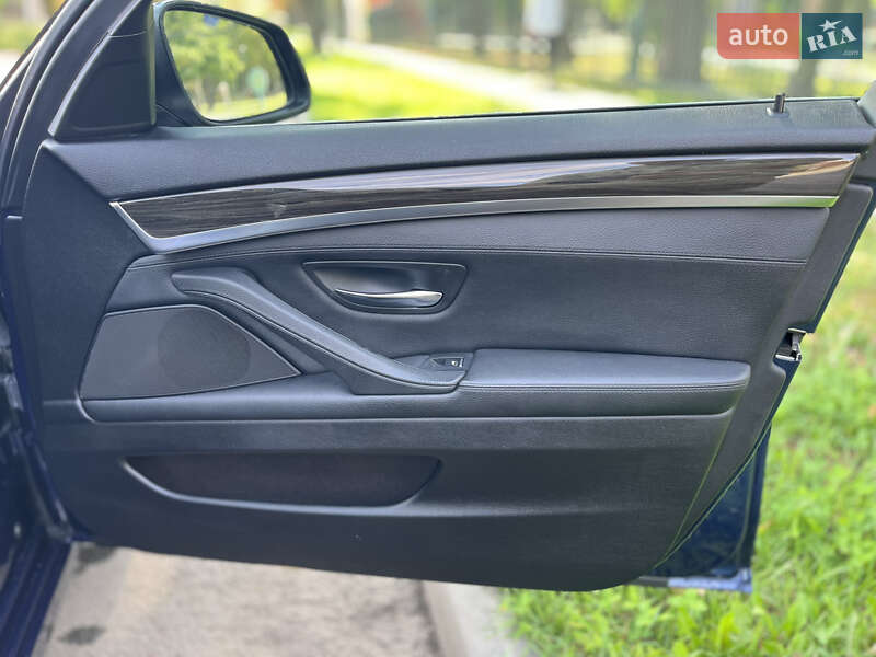 Седан BMW 5 Series 2015 в Харькове фото 22 Седан BMW 5 Series 2015 в Харькове