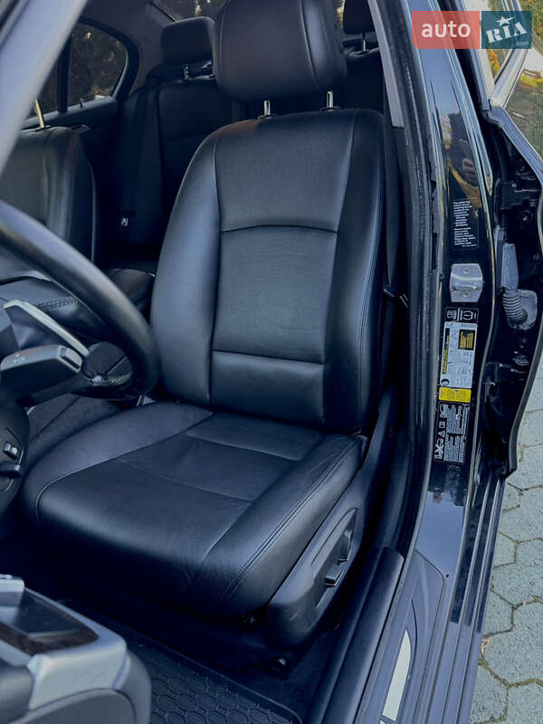 Седан BMW 5 Series 2014 в Дубно