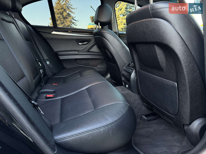 Седан BMW 5 Series 2014 в Дубно