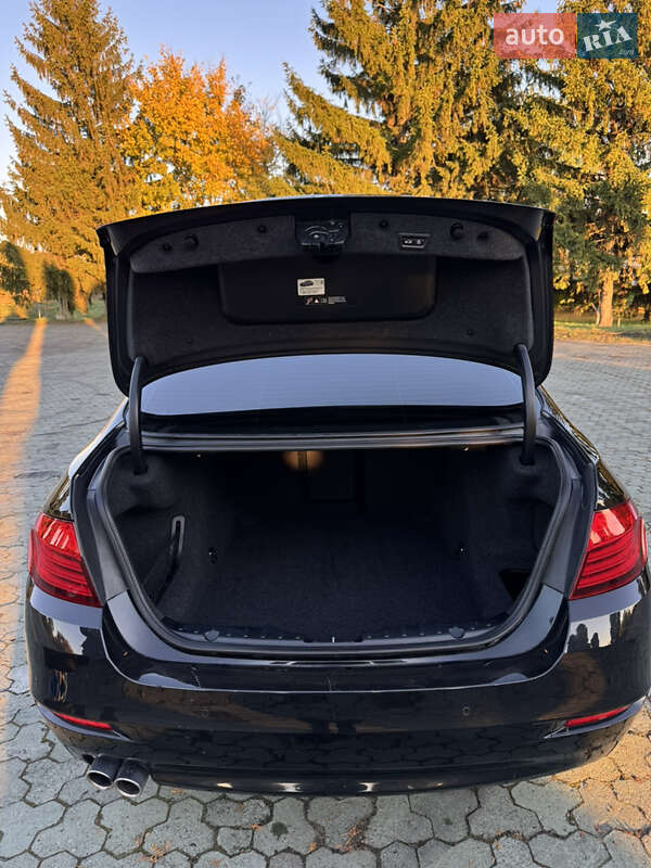 Седан BMW 5 Series 2014 в Дубно