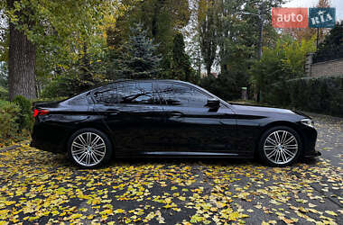 Седан BMW 5 Series 2019 в 