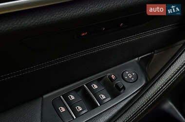 Седан BMW 5 Series 2019 в 