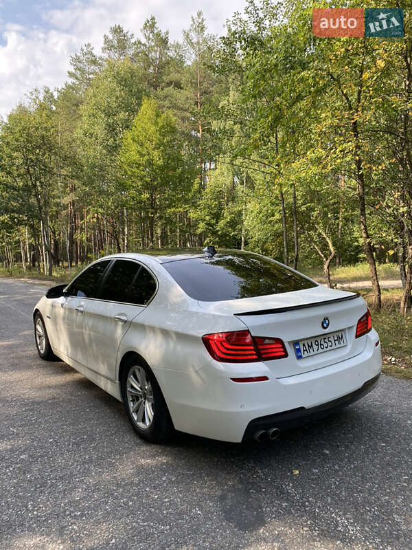 Седан BMW 5 Series 2014 в Радомышле