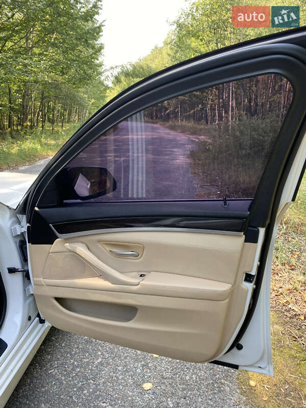 Седан BMW 5 Series 2014 в Радомышле