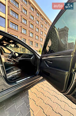 Седан BMW 5 Series 2015 в 