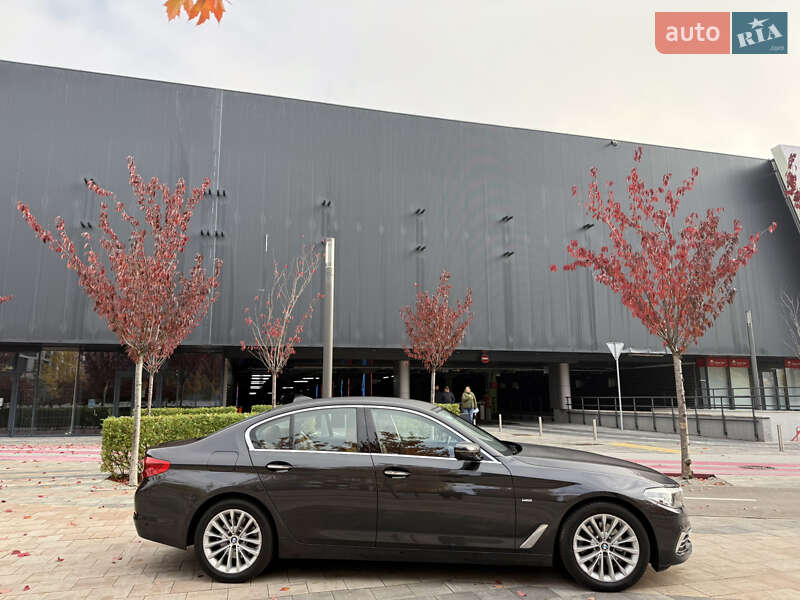 Седан BMW 5 Series 2016 в Киеве фото 8 Седан BMW 5 Series 2016 в Киеве