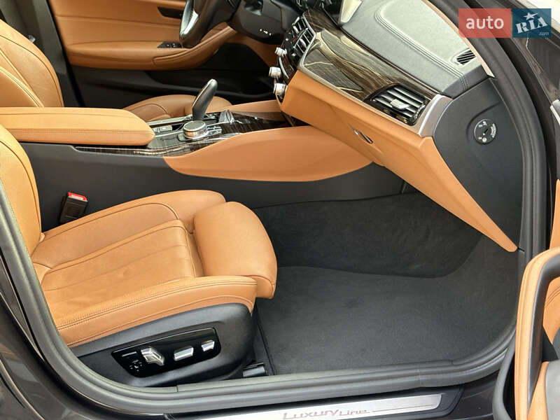 Седан BMW 5 Series 2016 в Киеве фото 23 Седан BMW 5 Series 2016 в Киеве