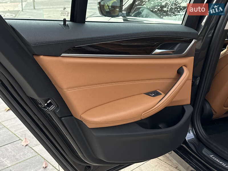 Седан BMW 5 Series 2016 в Киеве фото 36 Седан BMW 5 Series 2016 в Киеве