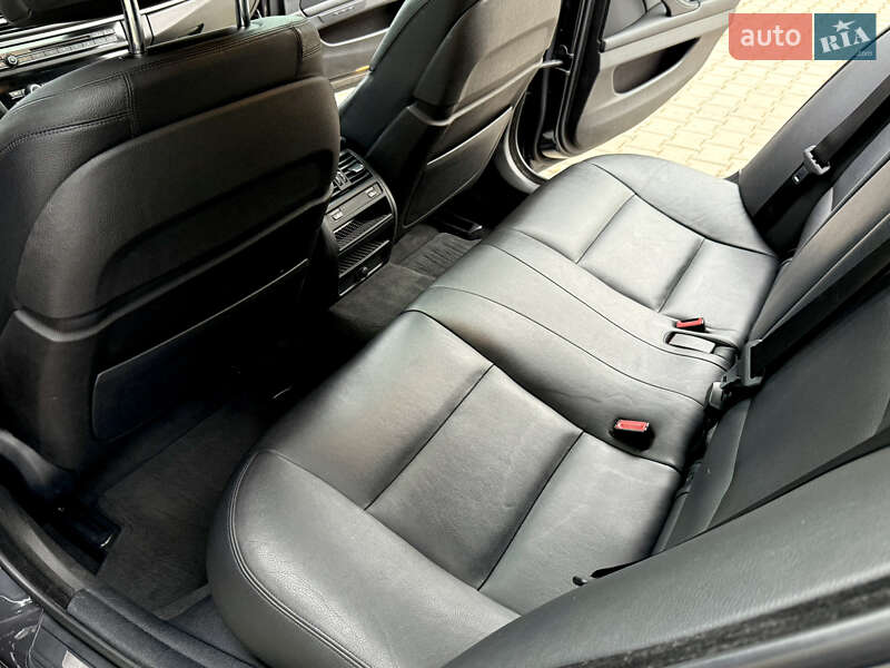 Седан BMW 5 Series 2013 в Одессе