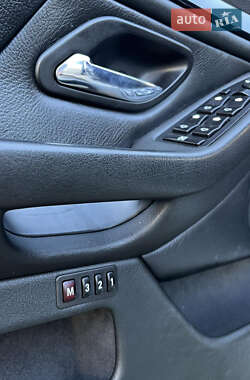 Седан BMW 5 Series 2001 в 