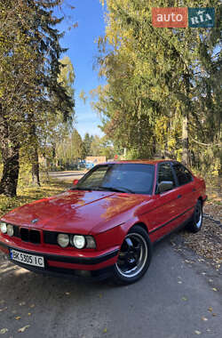 Седан BMW 5 Series 1991 в Радивилове