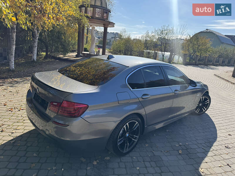 Седан BMW 5 Series 2015 в Ивано-Франковске