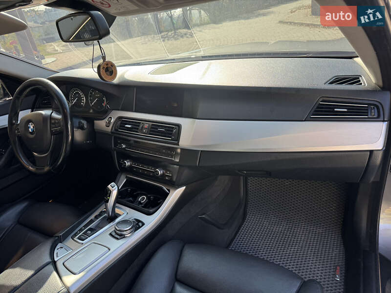 Седан BMW 5 Series 2015 в Ивано-Франковске