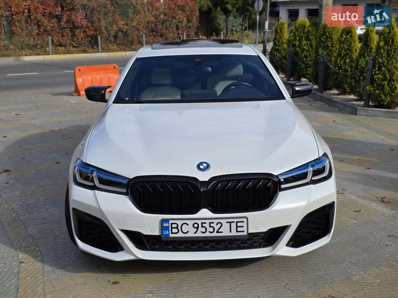 Седан BMW 5 Series 2022 в Львове