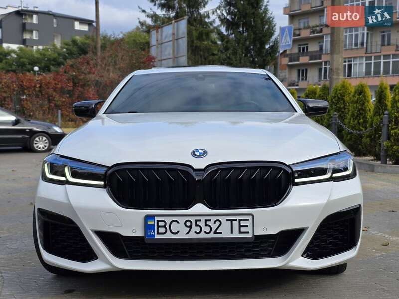 Седан BMW 5 Series 2022 в Львове