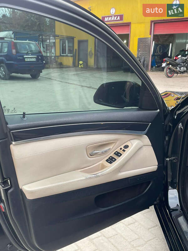 Седан BMW 5 Series 2014 в Бориславе фото 14 Седан BMW 5 Series 2014 в Бориславе