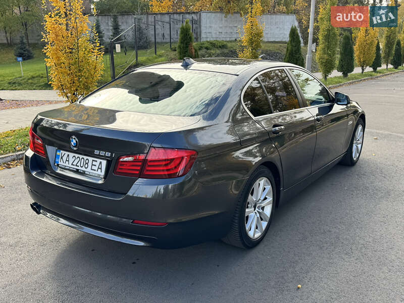 Седан BMW 5 Series 2011 в Киеве
