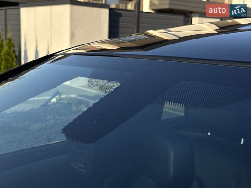 Седан BMW 5 Series 2015 в Ковеле