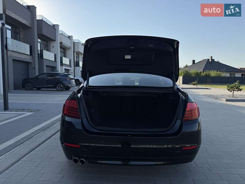 Седан BMW 5 Series 2015 в Ковеле