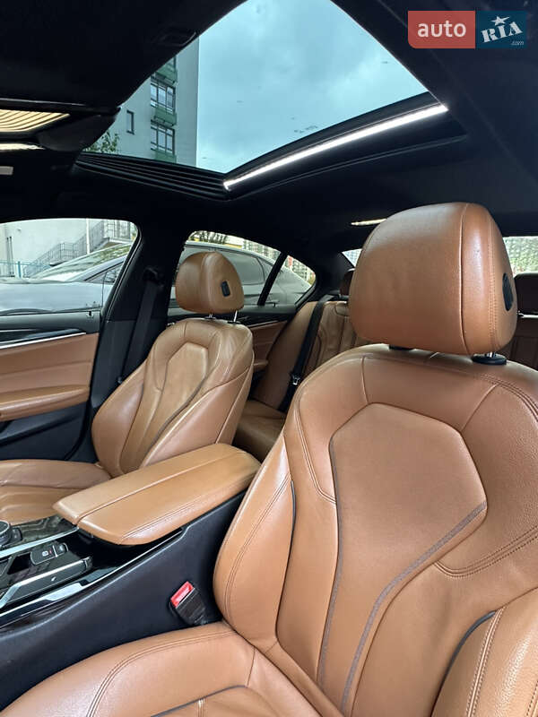 Седан BMW 5 Series 2017 в Киеве