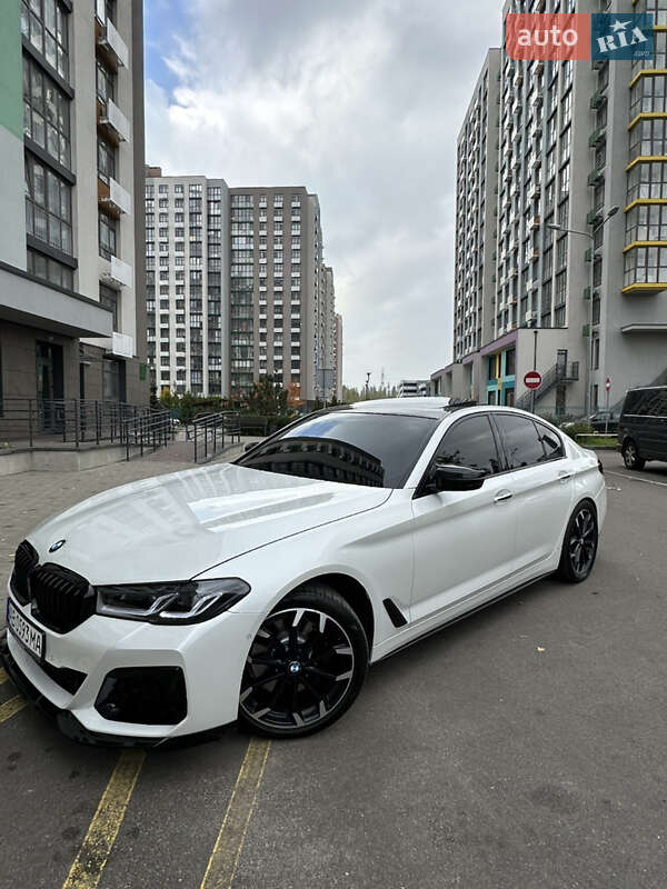 Седан BMW 5 Series 2017 в Киеве