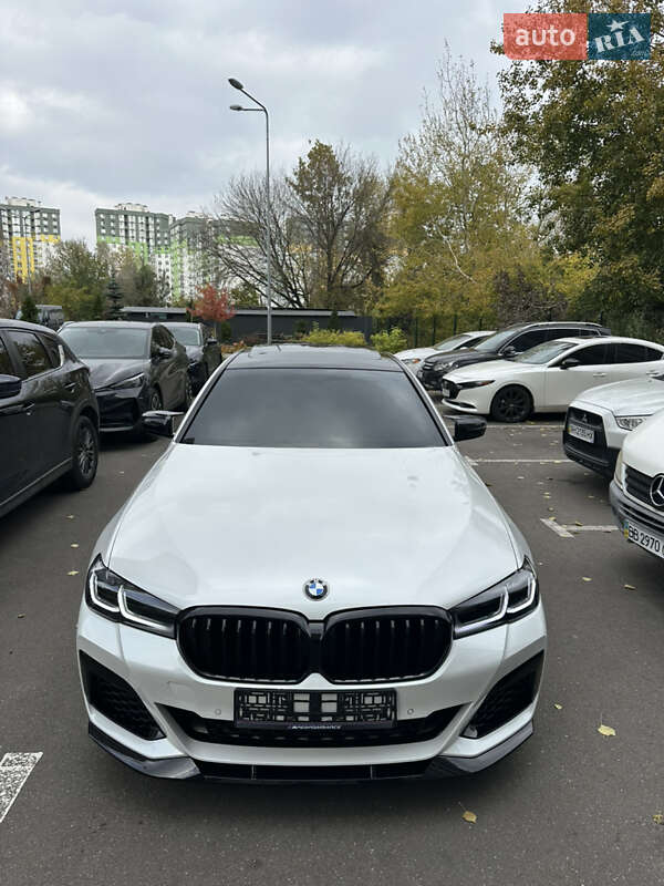 Седан BMW 5 Series 2017 в Киеве