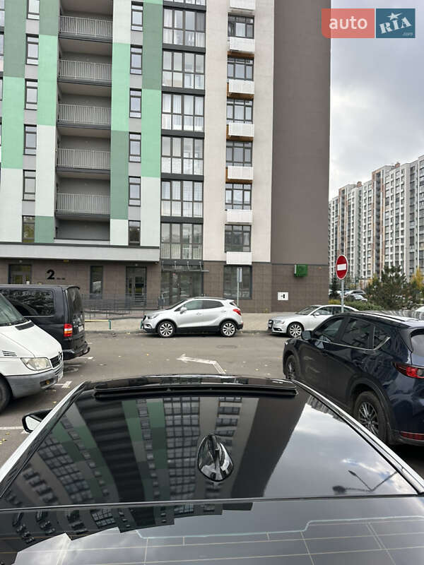 Седан BMW 5 Series 2017 в Киеве