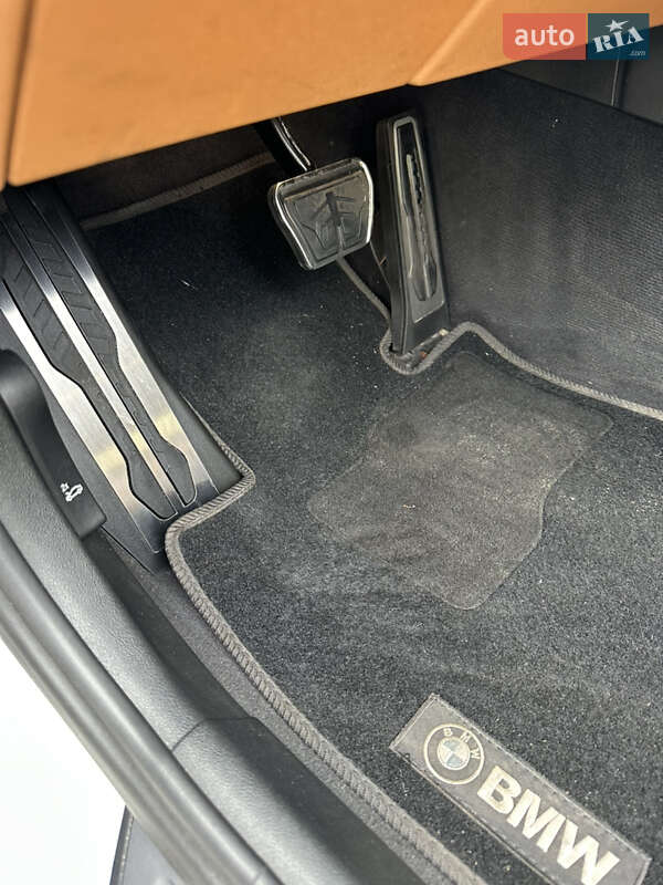 Седан BMW 5 Series 2017 в Киеве