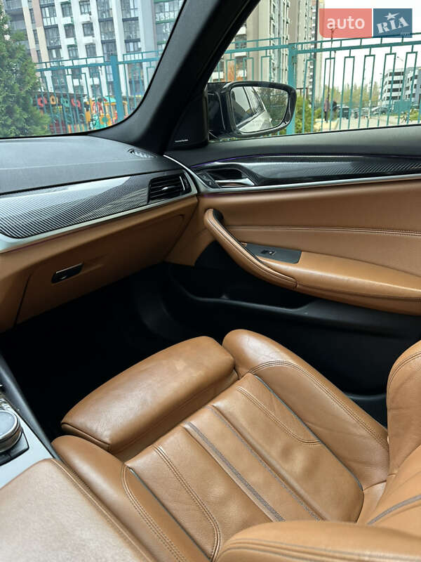 Седан BMW 5 Series 2017 в Киеве