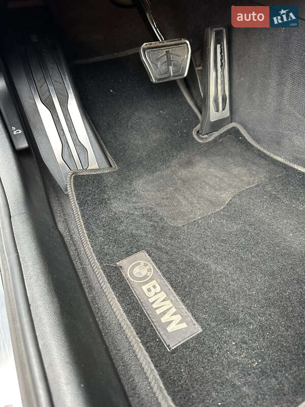 Седан BMW 5 Series 2017 в Киеве