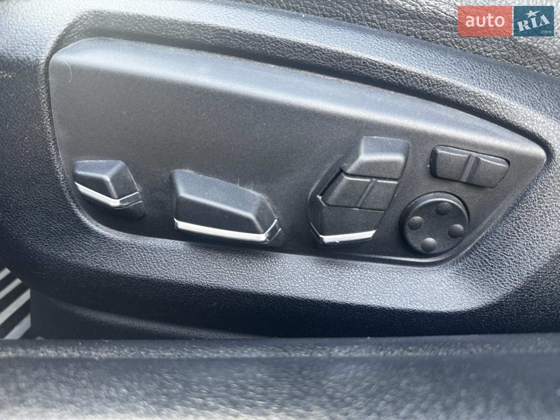 BMW 5 Series 2013 VIN WBA5D71080D060406 фото оголошення 15 з 59