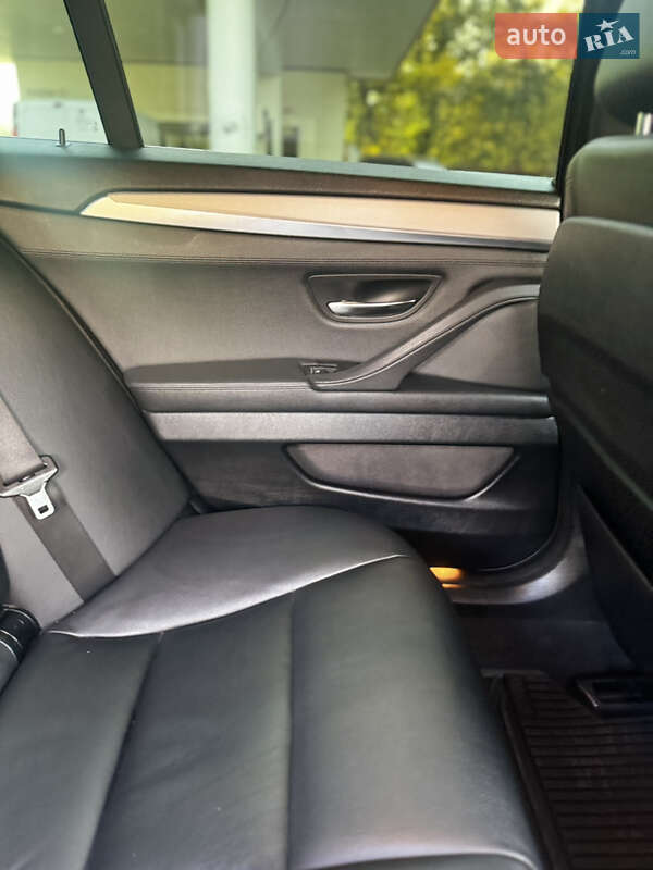 Седан BMW 5 Series 2013 в Днепре фото 40 Седан BMW 5 Series 2013 в Днепре
