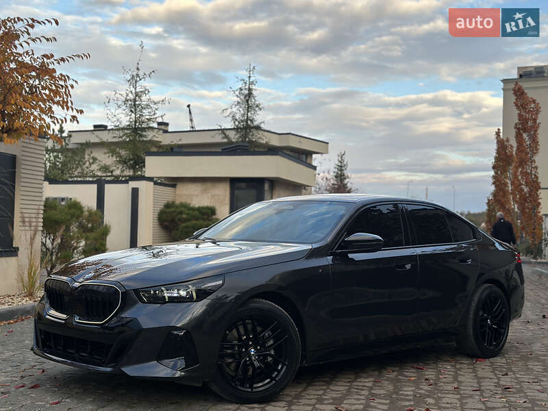 BMW 5 Series 2024