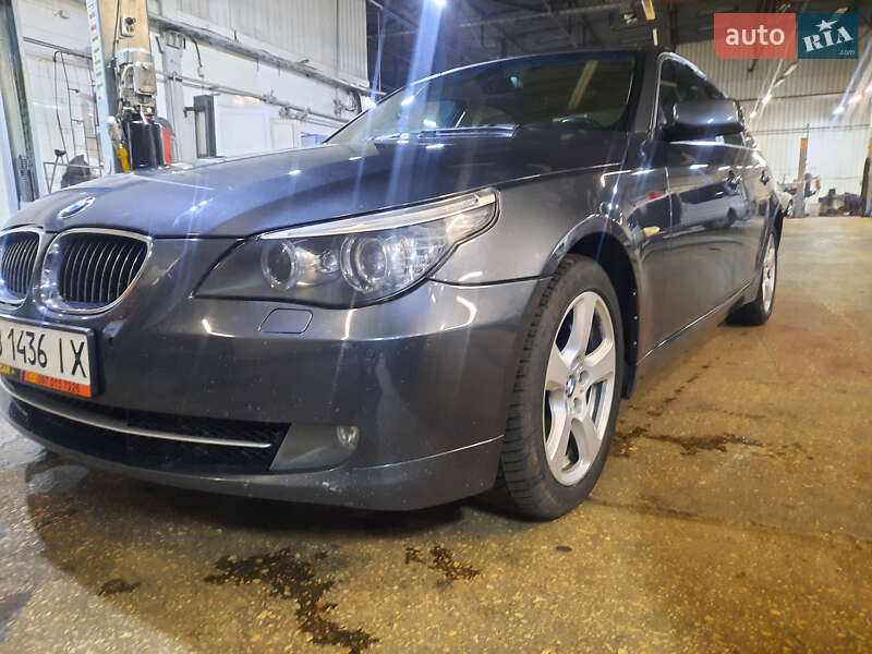 Седан BMW 5 Series 2007 в Виннице