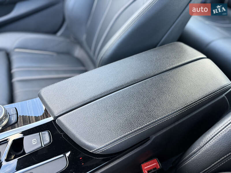 Седан BMW 5 Series 2020 в Львові фото 43 Седан BMW 5 Series 2020 в Львові