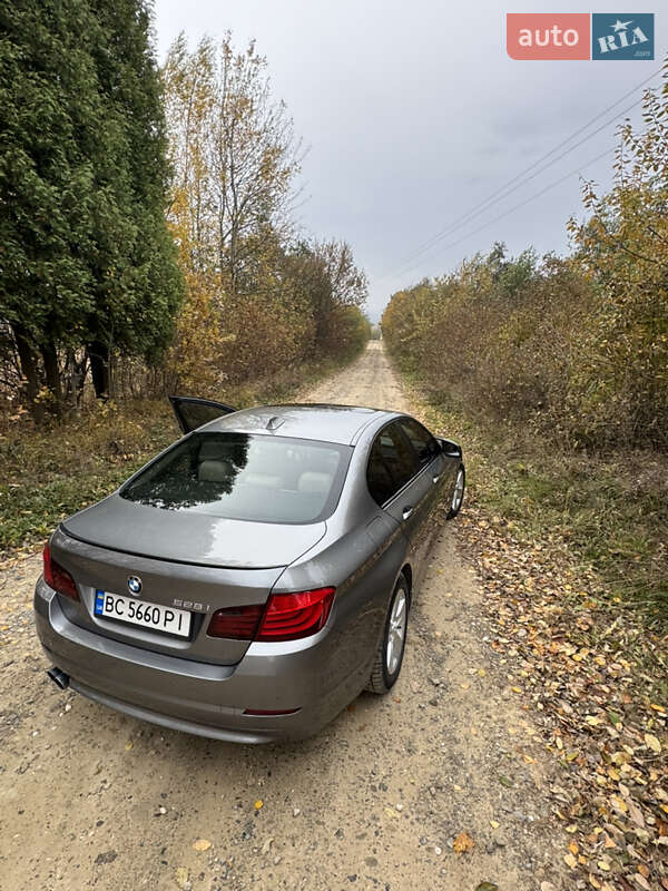 Седан BMW 5 Series 2012 в Николаеве фото 28 Седан BMW 5 Series 2012 в Николаеве