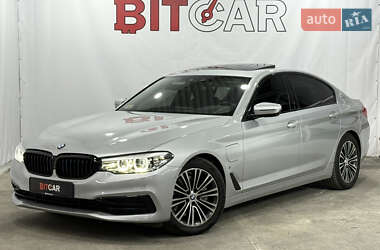 Седан BMW 5 Series 2019 в 