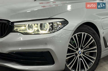 Седан BMW 5 Series 2019 в 