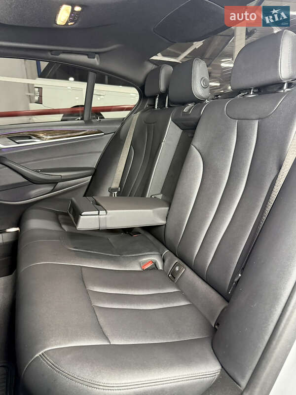 Седан BMW 5 Series 2019 в Одесі фото 48 Седан BMW 5 Series 2019 в Одесі