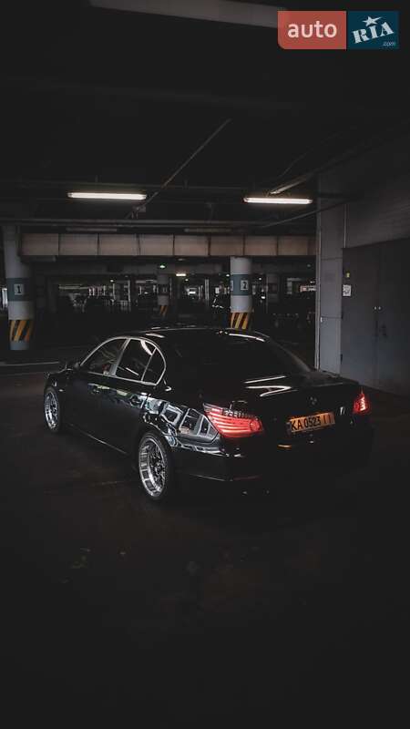 Седан BMW 5 Series 2007 в Киеве