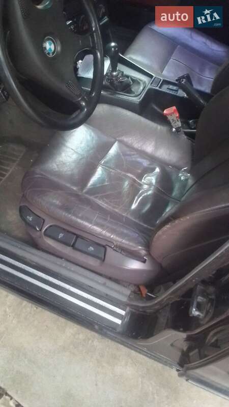 Седан BMW 5 Series 1989 в Умани фото 4 Седан BMW 5 Series 1989 в Умани
